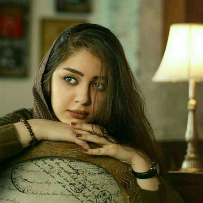 عکس متفاوت از یک دختر ایرانی