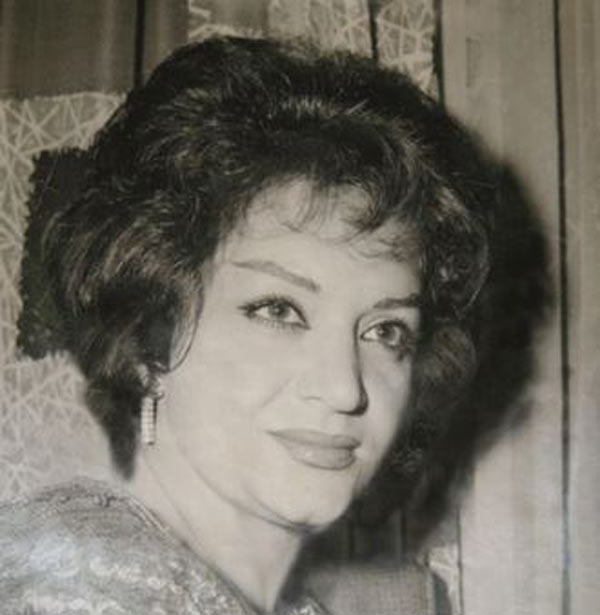 جوانی شهلا ریاحی جوانی شهلا ریاحی