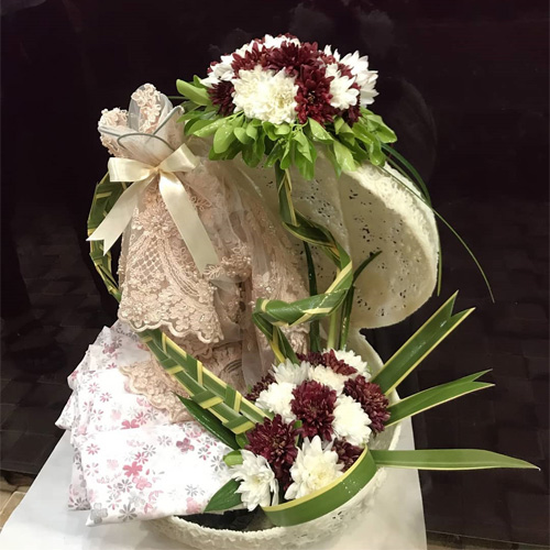 تزیین چادر عروس با گل
